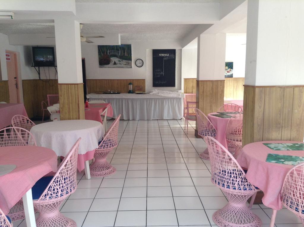 Marine View Hotel Ocho Rios Exterior photo